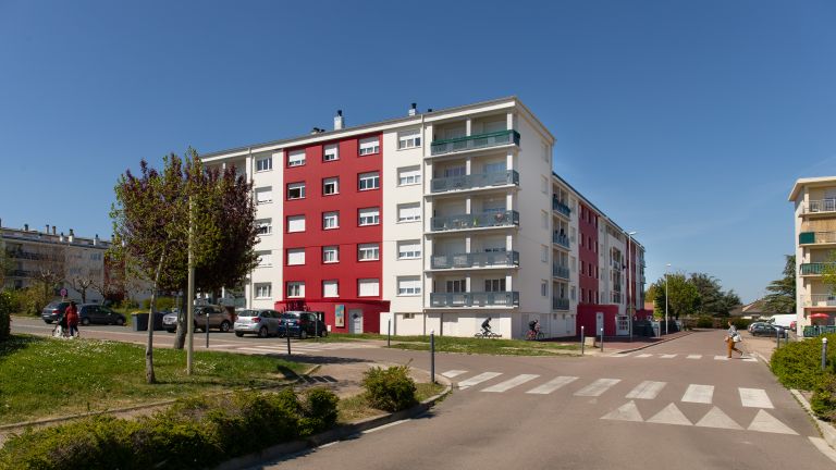 162 logements en réhabilitation à Avallon - Rapport d'activité 2020 Domanys
